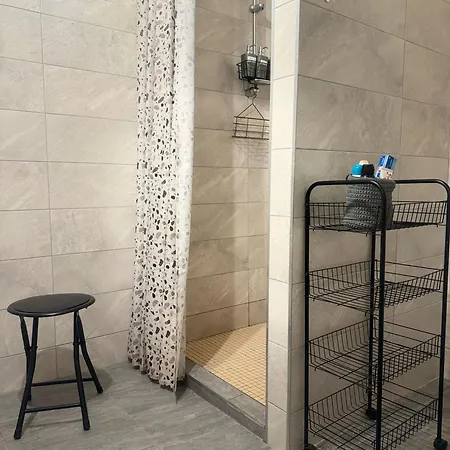 Vo Vidieckom Dome דירה *